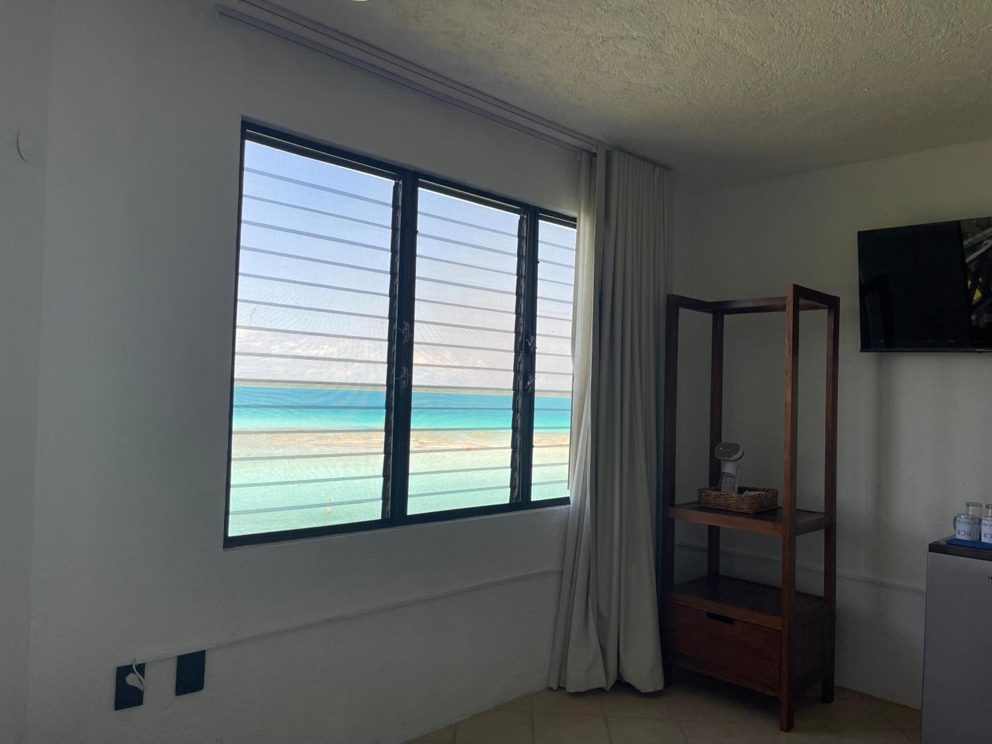 Blue Caribe Bacalar Front Lagoon מראה חיצוני תמונה